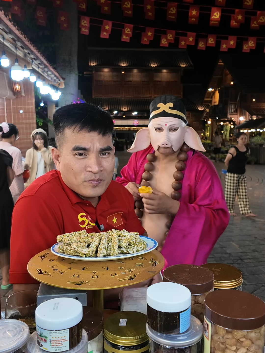 khi tôi gặp chu bát giới#tuanhuyenvlog #chelamtuanhuyen #LIVEhighlights #TikTokLIVE