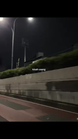 dipaksa sehat di negara yang sakit.