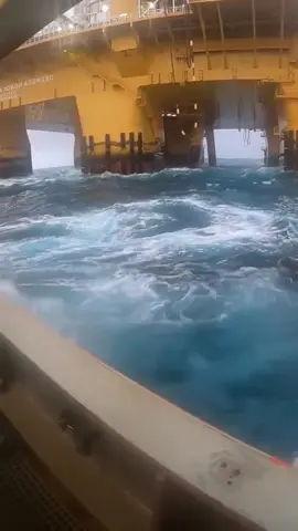 Dangerous North Sea ☠️ #Ship #Ocean #Fear #UnitedStates #Storm 