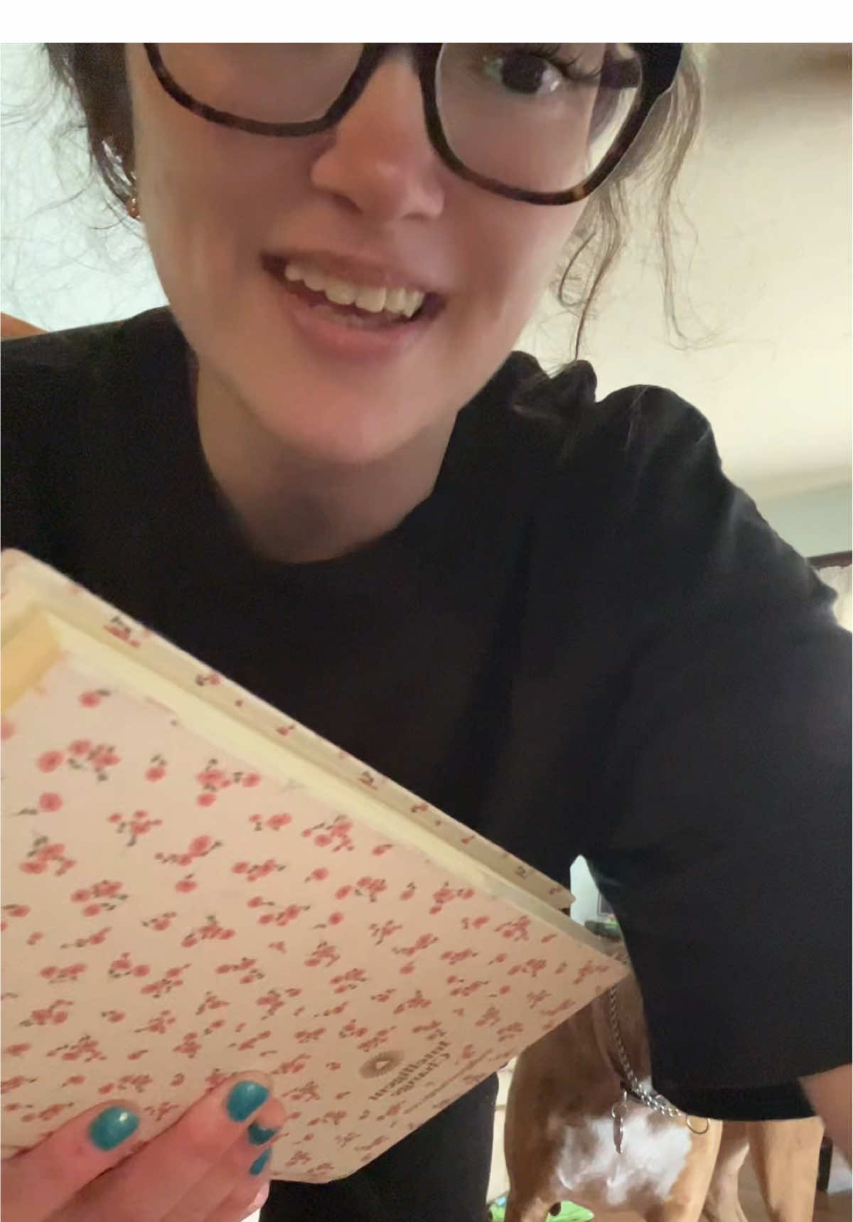 Everytime I sit down to do my 5 minute journal she bugs me until she has my full attention 🤣💜🤷🏻‍♀️🐾📓 #boxerdogsoftiktok #dogsoftiktok #boxerdog #boxerdogenergy #dogmomlife 