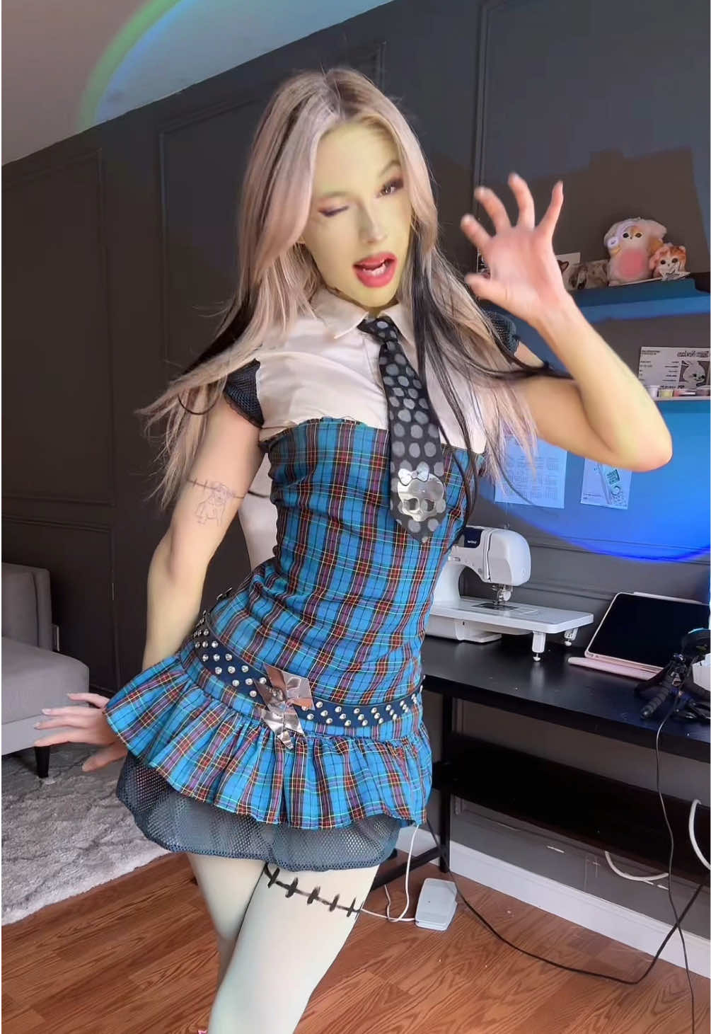 Get me on the next Monster high live action movie ✨Frankie Stein✨ #halloweencostume #monsterhigh #costumeideas #diycostume #sewing 