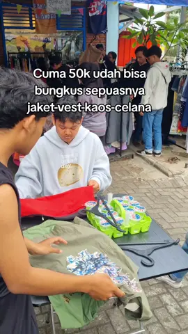 Kresek Challenge obral 50k bungkus sepuasnya jaket, hoodie, cn, celana, kaos, vest bebas masuk sepuasmu🫵🏻 Everyday is Thriftday -------------------------------------------------- 