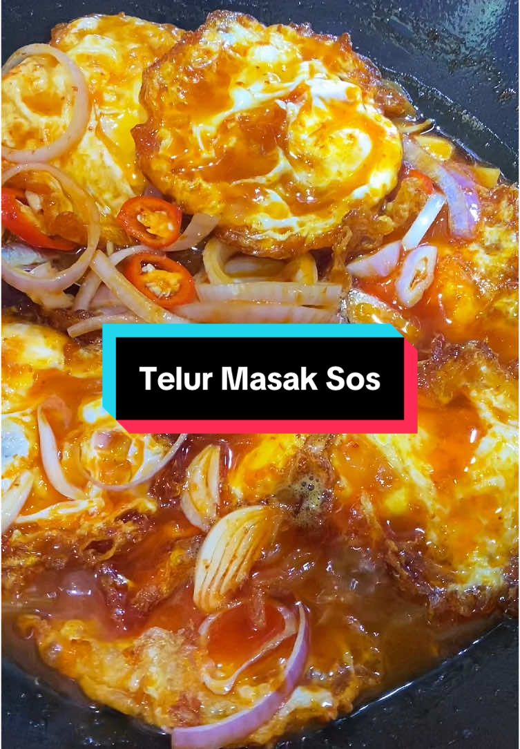 Tak payah susah-susah, lauk simple macam ni pun dah boleh buat hati senang dan perut kenyang 😋#telur #masakansimple #Foodie #fy 