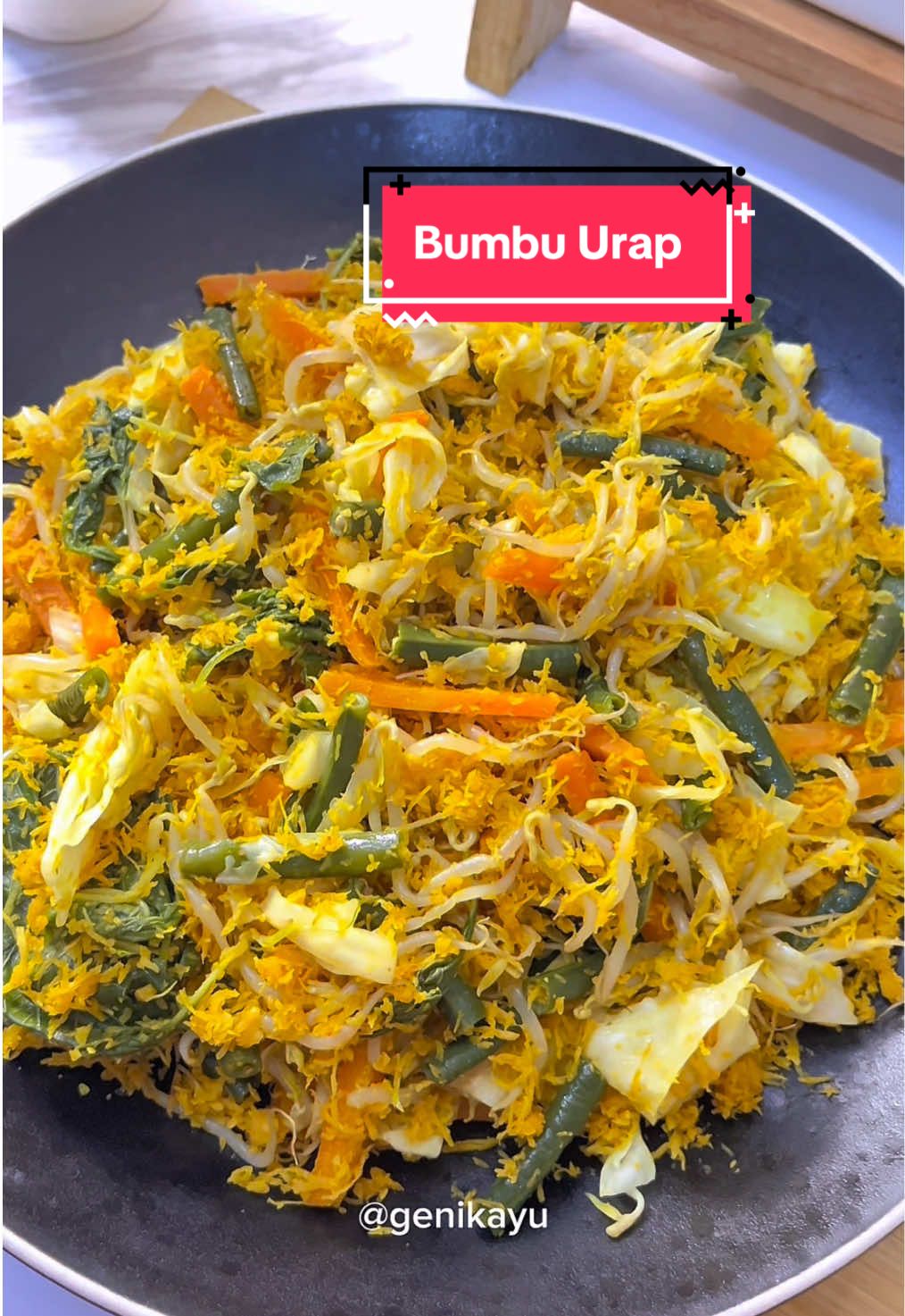 Bumbu Urap satset… enak nih… resep satset rudy  recook @genikayu bahan :  2 sdt Desaku bawang putih  1/2 sdt Desaku kunyit bubuk 2 sdt Desaku cabe bubuk  2 cm kencur 3 lembar daun jeruk 1 sdt terasi bakar 1 1/2 sdt garam 2 sdm garam 4 sdm air sayuran rebus : bayam,wortel,toge,kacang panjang,kol  . . . . . #bumbuurap_satset #urap #urapsayur #pecel #resepsambal #masakanrumahan #resepsimple #likeforlikes #thefeedfeedfood #lunch #idejualan #resepmasakan #cookingvideo #makansiang