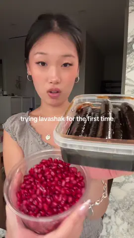 trying lavashak for the first time 