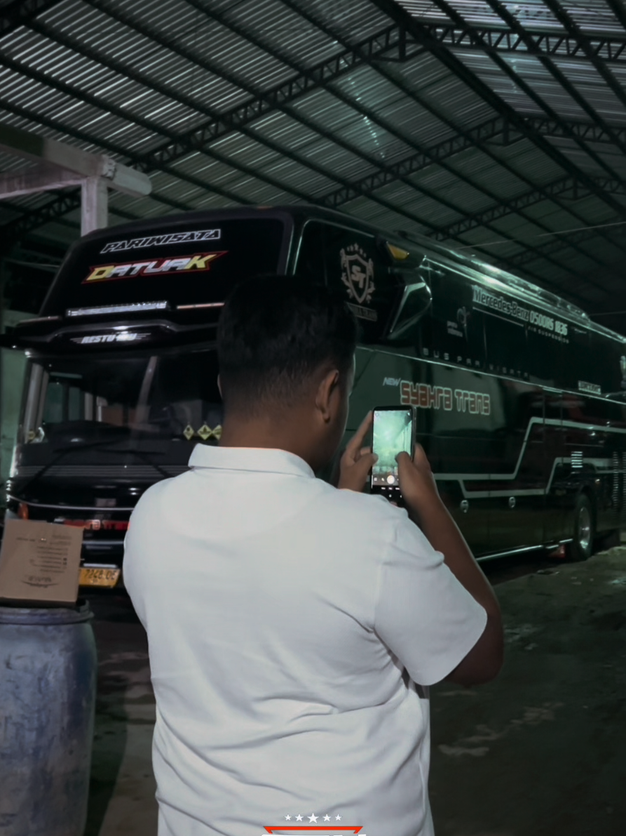 halo daks 🔥 sehat-sehat terus ya daks💞 . #sgn #sgnews #sgnholiday #syahratrans #sewabuspariwisata #buspariwisata #berandatiktok #mercedes #jetbus3 #fypシ゚ #fypage #trendingvideo #trend 
