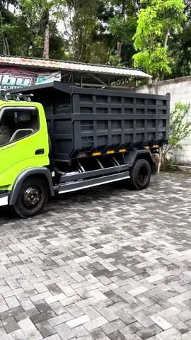 Redy hino dutro thn 2014 130hd  full orisinil jalur cpt 085600237157 lok Klaten 