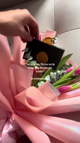 De verdad la notaaaa #flores #ramo #tuliapnes 