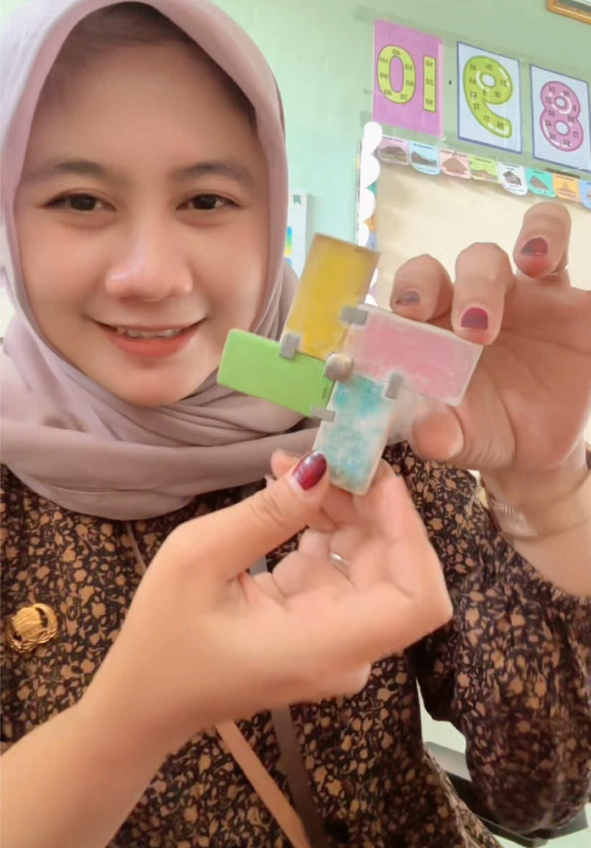 Stok penghapus di koprasi sampai habis🤣