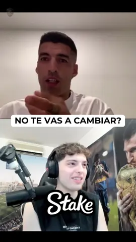 Te vas a cambiar? #davooxeneize #suarez #kick #clipsar 