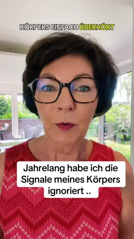 Jahrelang habe ich die Signale meines Körpers ignoriert..  Rückenschmerzen, geschwollene Füße, kaum Energie – und trotzdem habe ich weitergemacht. Wie kann der Hilfeschrei deines Körpers sein?  
 Erst als mein Körper STOP gesagt hat, habe ich verstanden, wie wichtig es ist, auf mich selbst zu achten. 
 Fühlst du dich hier wieder? Schreib mir „Ja“ oder „Info“ und ich zeige dir, wie du aus diesem Kreislauf rauskommst.
 .  
 #körperhörtzuerst #burnoutprävention #stressfreiwerden #gesundundmunter #carolamettarisch 