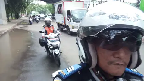 Ia begini lah dulu perjalanan hidup...Ttp semangat....