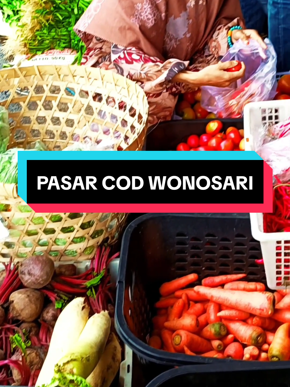 Belanja hemat ya di sini tempatnya, lurr! 🛍️ 📍Pasar COD Wonosari, bekas terminal lama. Harga murah, barang lengkap, cocok banget buat ibu-ibu cerdas & irit ✨ Komen dong, siapa yang udah langganan belanja disini?? 🙌 #pasar #cod #wonosari #wonosari24jam #gunungkidul 