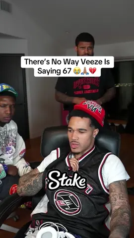 W Veeze😂 #fyp #plaqueboymax #veeze #67 #viral 