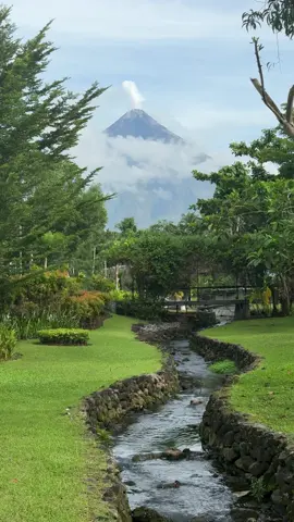 Good morning. 🌤️ #mayonvolcano #bicol #magayon 