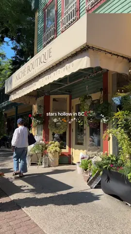 my fave lil town 📚✨ #vancouver #fortlangley #gilmoregirls #starshollow #rorygilmore @Gilmore Girls 