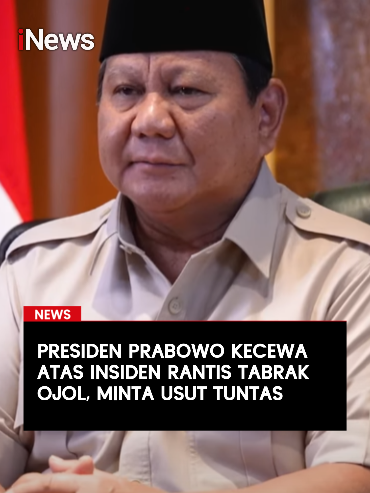 Presiden Prabowo Subianto buka suara terkait insiden pengemudi ojek online (ojol) yang terlindas kendaraan taktis (rantis) milik Brimob di Jalan Penjernihan, Pejompongan, Jakarta, pada Kamis (28/8/2025) malam. Ia memerintahkan agar kasus tersebut diusut tuntas.  Prabowo menegaskan, dirinya sangat terkejut dan kecewa atas tindakan aparat yang dinilai berlebihan. Ia meminta agar oknum yang diduga melindas pengemudi ojol bertanggung jawab.  “Saya terkejut dan kecewa dengan tindakan petugas yang berlebihan. Saya telah memerintahkan agar insiden tadi malam diusut secara tuntas dan transparan, serta petugas-petugas yang terlibat harus bertanggung jawab,” ucap Prabowo https://www.inews.id/news/nasional/prabowo-perintahkan-usut-tuntas-kasus-ojol-terlindas-rantis-brimob-tindak-sekeras-kerasnya #iNews #PrabowoSubianto #Ojol #AffanKurniawan