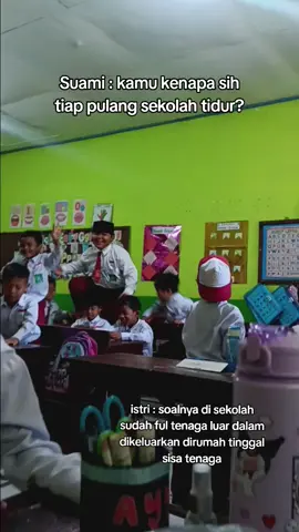 kalah tenaga luar dalam 1 vs 20 anak rasanya vs 100 anak 🫠🤣 #gurusd #gurumuda #gurukelas1 #fyppppppppppppppppppppppp 