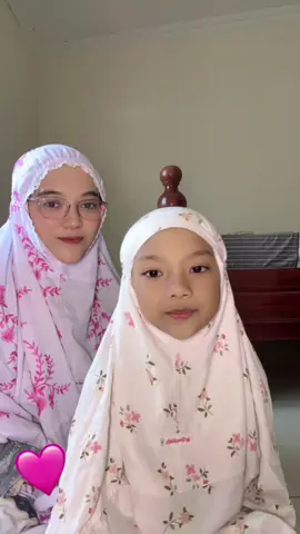 Semoga di bulan maulid ini kita semua diberikan keberkahan,kesehatan, dan segala hajat kita diqabul Allah swt Amin 🤲🏻  #yakhoiromaulud 