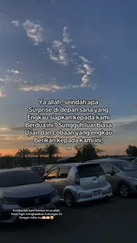 Ngetik sambil nangis anjay🥹🥹🥹