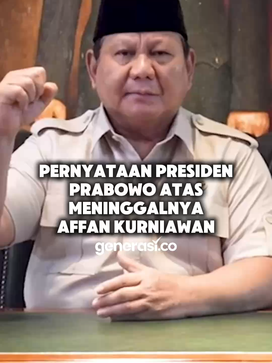 Presiden Prabowo Subianto menyampaikan belasungkawa mendalam atas meninggalnya Affan Kurniawan, pengemudi ojek online yang dilindas mobil rantis brimob, Kamis (28/8/2025).  Ia menegaskan pemerintah akan memberikan jaminan bagi keluarga korban serta memastikan proses hukum berjalan adil dan transparan.  Presiden juga menekankan bahwa aparat yang terbukti bertindak di luar prosedur akan mendapat sanksi tegas sesuai hukum. Selain itu, Prabowo mengimbau masyarakat tetap tenang dan tidak terprovokasi pihak yang ingin menciptakan kekacauan. Ia menegaskan bahwa aspirasi publik tetap dapat disampaikan melalui jalur yang tertib, sambil memastikan pemerintah akan menindaklanjuti setiap keluhan untuk perbaikan ke depan. #affankurniawan #ojol #polisi #generasico