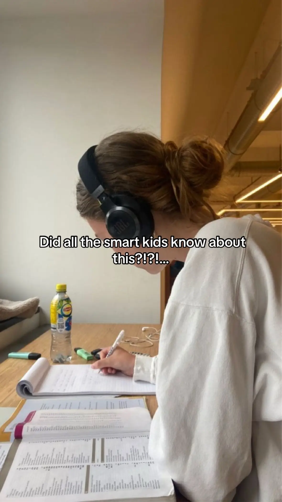 Ace college with these tips! #collegelife #collegehacks #synq #8h55f