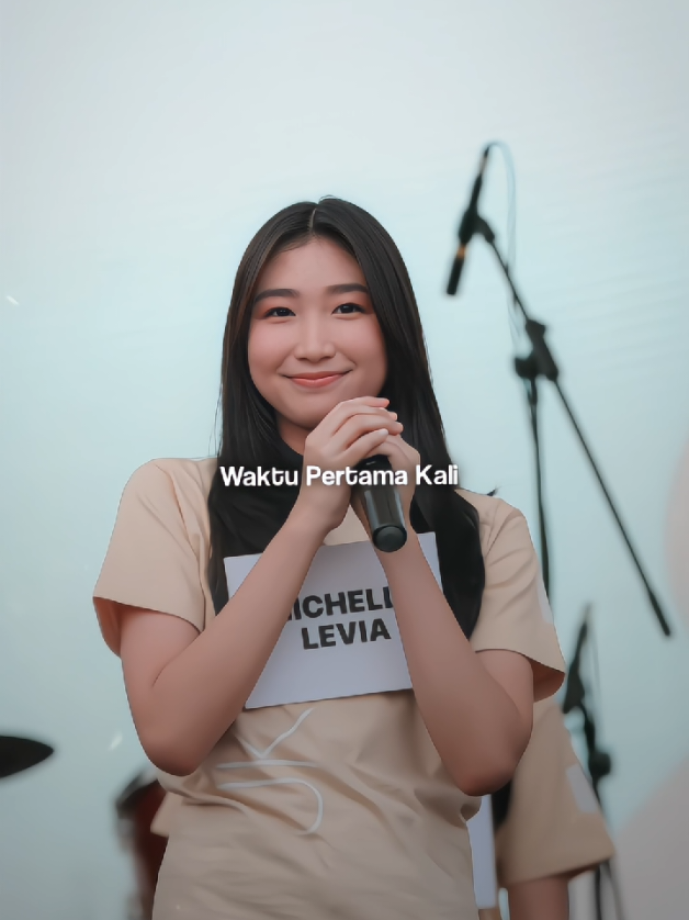 day one or one day... @Michelle Levia  #levijkt48 #jkt48 #fyp #fjkt48 #levialways 