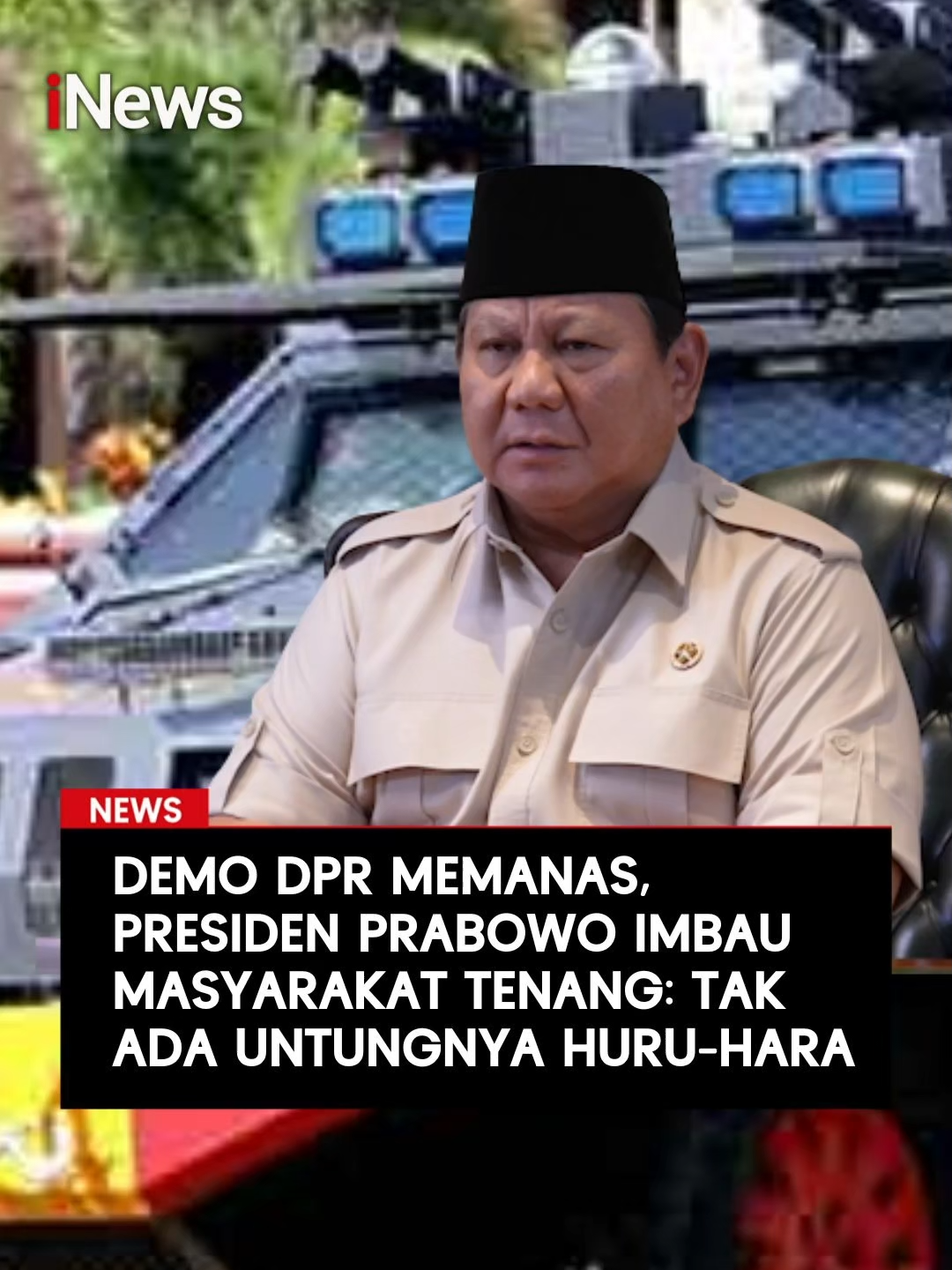 Presiden Prabowo Subianto berduka cita atas meninggalnya pengemudi ojek online (ojol) Affan Kurniawan. Affan meninggal usai ditabrak kendaraan taktis (Rantis) Polisi, di Jalan Penjernihan, Pejompongan, Jakarta, pada Kamis (28/8/2025) malam.   Prabowo mengatakan dirinya terus mengikuti perkembangan aksi demonstrasi. Dalam kesempatan itu, ia mengucapkan bela sungkawa sedalam-dalamnya atas meninggalnya Affan Kurniawan. Presiden Prabowo pun mengimbau masyarakat untuk tenang dan percaya pada kepemimpinannya.  Baca selengkapnya di sini:  https://www.inews.id/news/nasional/prabowo-berduka-atas-tewasnya-driver-ojol-affan-yang-terlindas-rantis-brimob/  #PresidenPrabowo #PrabowoSubianto #Ojol #Rantis #AffanKurniawan #Brimob