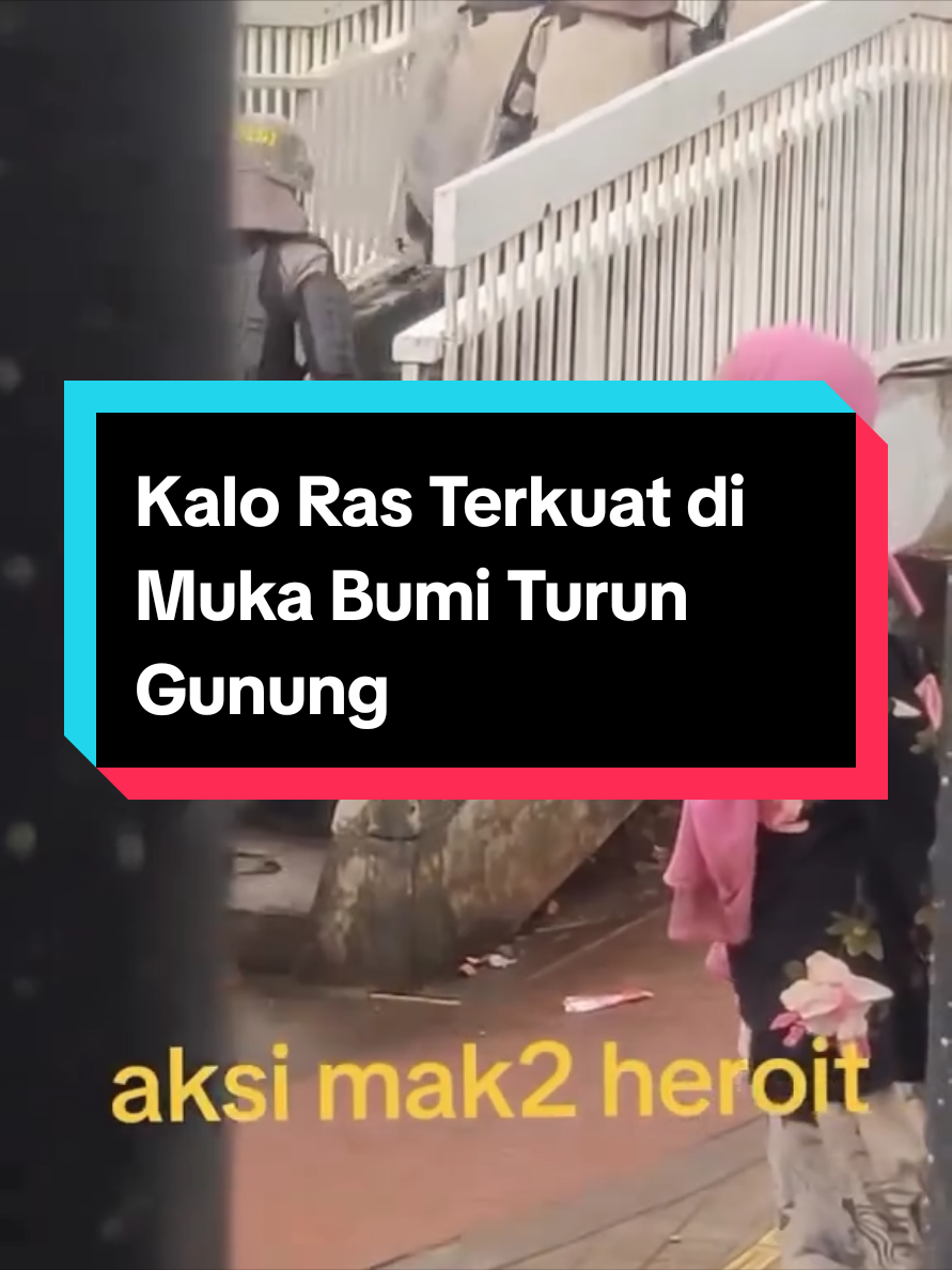Gini nih kl ras terkuat di muka bumi ud turun gunung #rasterkuatdibumi #emak #thepowerofemakemak #emak2hits 
