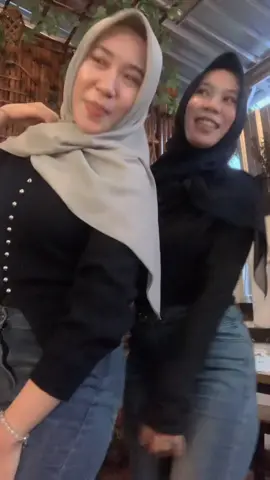 sekali lagi😝