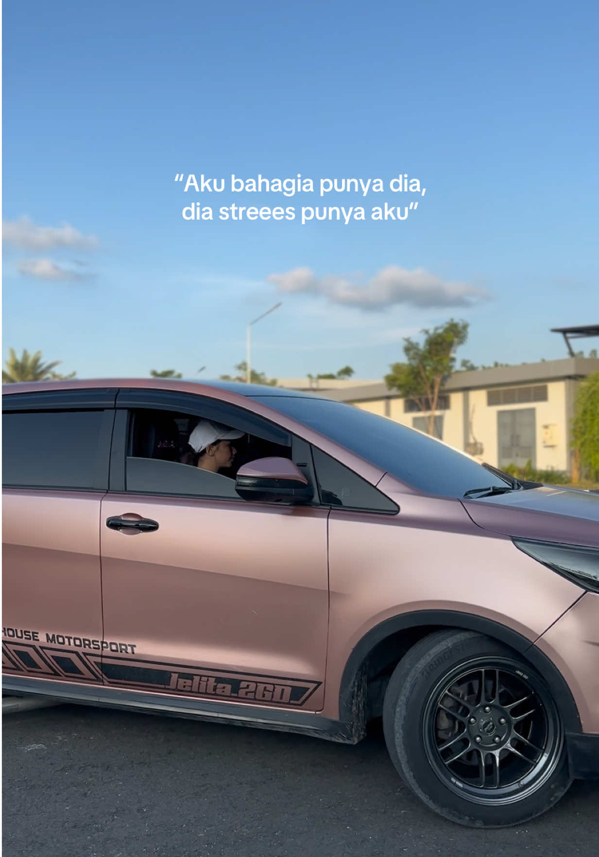 Bentar lagi ya jel