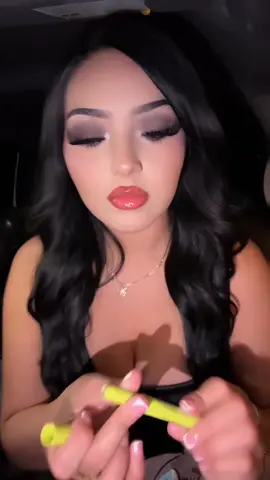 So glowy it’s perfect for my smokey eye as any other makeup look ✨ #smokeyeye #halfmagic #makeup #tiktokshop #tiktokaffiliate 