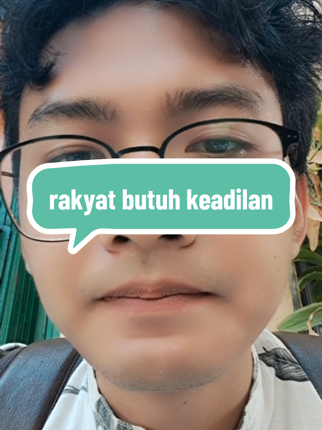 PAK PRESIDENT RAKYAT BUTUH KEADILAN YANG PASTI BUKAN HANYA JANJI #dpr #demo #brimob #president #polisi 