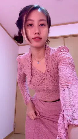 #trendjoinagainwithburmesedress #ဘယ်သူ့ကောင်မလေးလဲ🥺🥺🙈🙈🥵😝💜❤️ #ချစ်ရင်အသဲပေး💖 #tiktokviral #foryou 