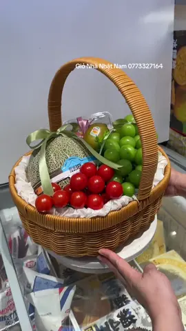 Giỏ Nhà Nhật Nam 0773327164  #Giotraicay #fruits #traicaynhapkhau #giohoa #gioqua #maytredan #giohoatraicay #gionhatnam #traicaybieutang #khaygo #khayqua #hopqua #hopdunghoaqua #quatangdiple #khaygiaymini #maycatpe #cuonpe #ruybang #khaygiay #quatet #gioquatet2026 #khaygo #khaygiay #tuigiaytraicay #giomaytresaigon #longdentre #mettre #giothobanluoi #ruybang #lưới #ren #giotho #maybanghim #hopgiay 