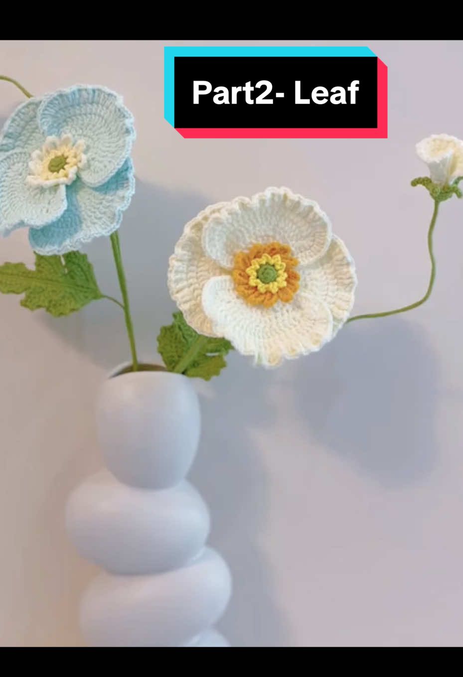 Part 2 “🌸 Learn how to crochet a beautiful poppy flower step by step! This tutorial covers petals, bud, leaf, and final assembly—perfect for beginners who want to add handmade flowers to their projects. 🧶✨ #CrochetTutorial #CrochetFlower #handmadewithlove #diycrafts #crochetcommunity 