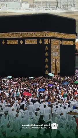 ‏﷽  ‏ (إنَّ اللَّهَ وَ مَلَائِكَتَهُ يُصَلُّونَ عَلى النَّبِيِّ يَا أَيُّهَا الَّذِينَ آَمَنُوا صَلُّوا عَلَيْهِ و سَلِّمُوا تَسْليمًا) ‏⁧‫#يوم_الجمعة‬⁩#مكة_المكرمة #مكة 