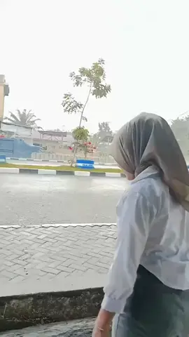 #hujan🌧️ 