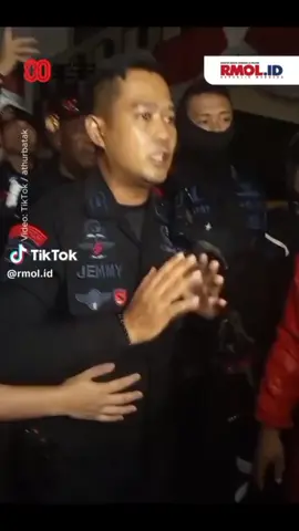 Wajah Brimob pelaku tabrak ojol klarifikasi #brimob#demo #masukberandafyp #fyppppppppppppppppppppppp#fakesituation⚠️ @sugianto @ELang Kendal @Bulgoshow @Bj bhandung jaya @bandung bondowoso @antoni wijaya @joyowijoyo 