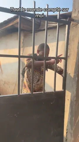 #toutlemonde #viraltiktok #camerountiktok🇨🇲 #comedi #humour #challenge #foryouu 