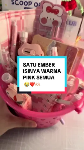 1 EMBER FULL PINK GUYSS!!🩷 Makasih banyakkk kak @clair udah borong scoop order full pink di akuu!! semoga suka dan lancar selaluu rezekinya yaaa~ ✨❤️🥹 #scooporders #mysteryscoop #rubidubitubi #serokmanikmanik #packingorders 