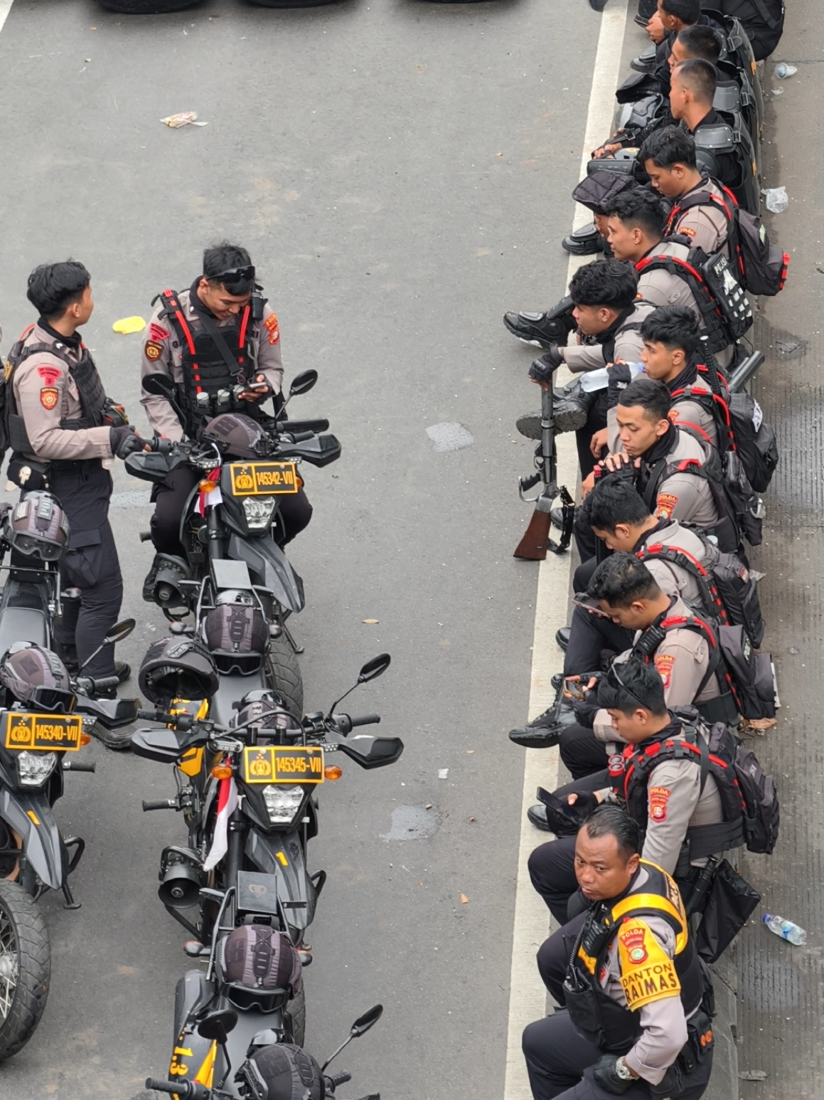 persiapan yg mau balik kerja atau lewat dpr macet dan muter gaiss #fyppppppppppppppppppppppp #dpr #demo #demodpr2025 