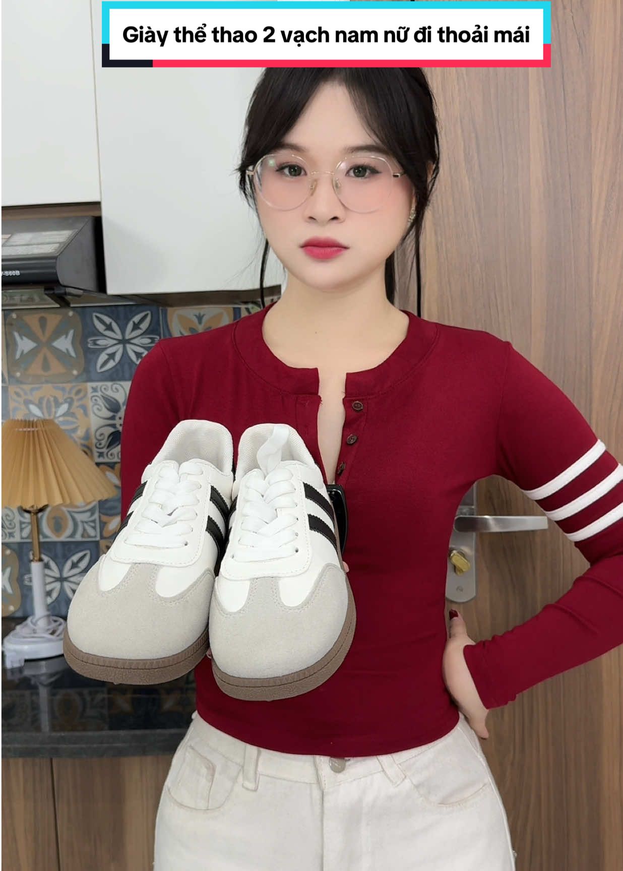 Giày thể thao nữ 2 vạch xinhhh lắm