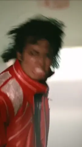 HAPPY BIRTHDAY TO THE ONLY KING 👑 WE LOVE U MIKE!!!#michaeljackson #king #fy #happybirthday 
