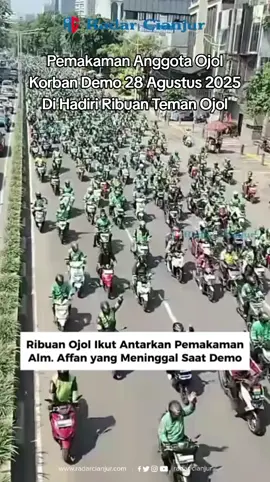 lPemakaman Anggota Ojol Korban Demo Di Kawal Ribuan Teman Ojol #jakarta #beritaviral #viraltiktok #masukberanda #fyppppppppppppppppppppppp 