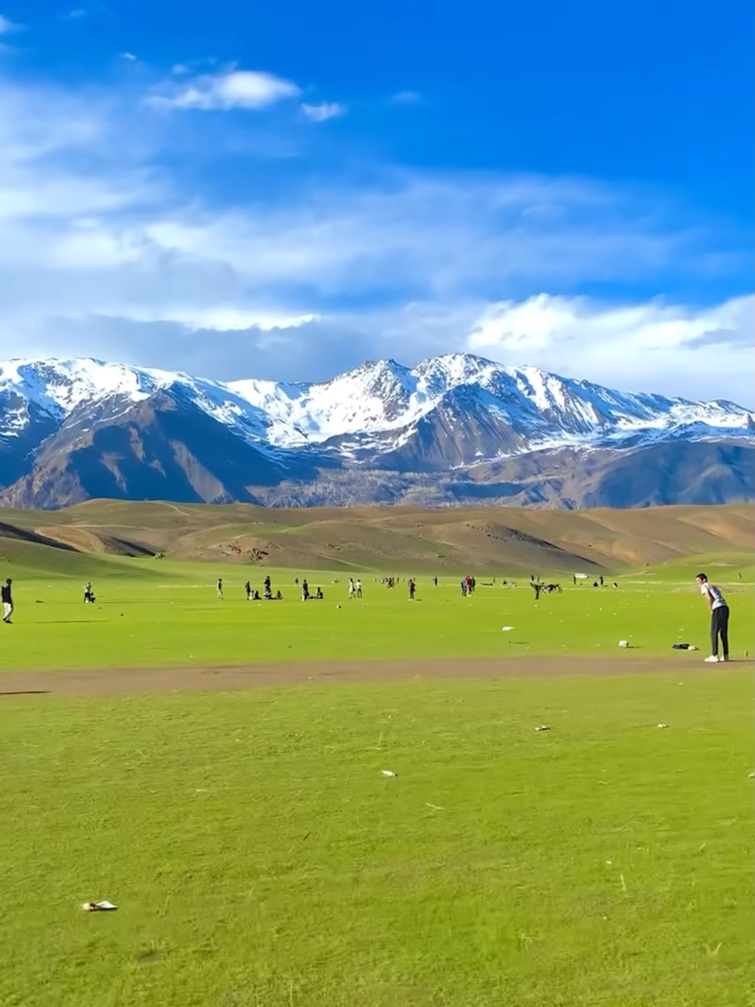 Places on Earth that don't feel real 😮 #pakistan #canada #ireland #travel #explore #visit #beautifulcountry #traveltiktok #shorts #nature #beauty
