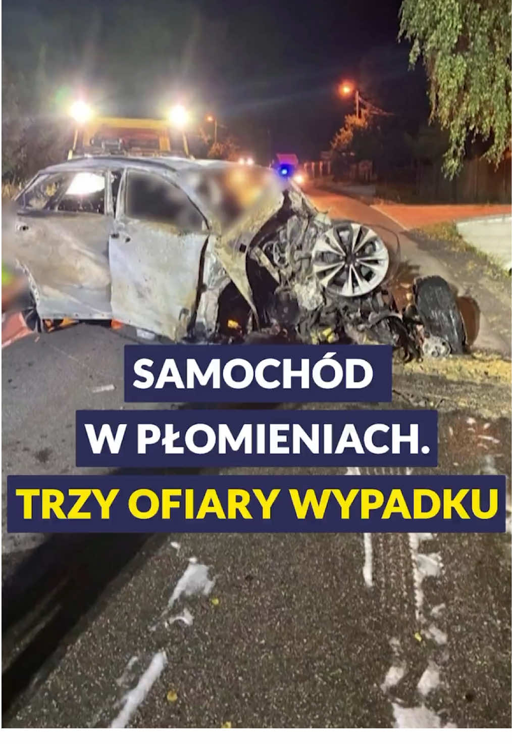 Trzy osoby zginęły w pożarze samochodu w Małopolsce. Do tragedii doszło w nocy z czwartku na piątek w miejscowości Siercza - auto zapaliło się po wypadku #news #wypadek #pożar #katastrofa #tragedia 