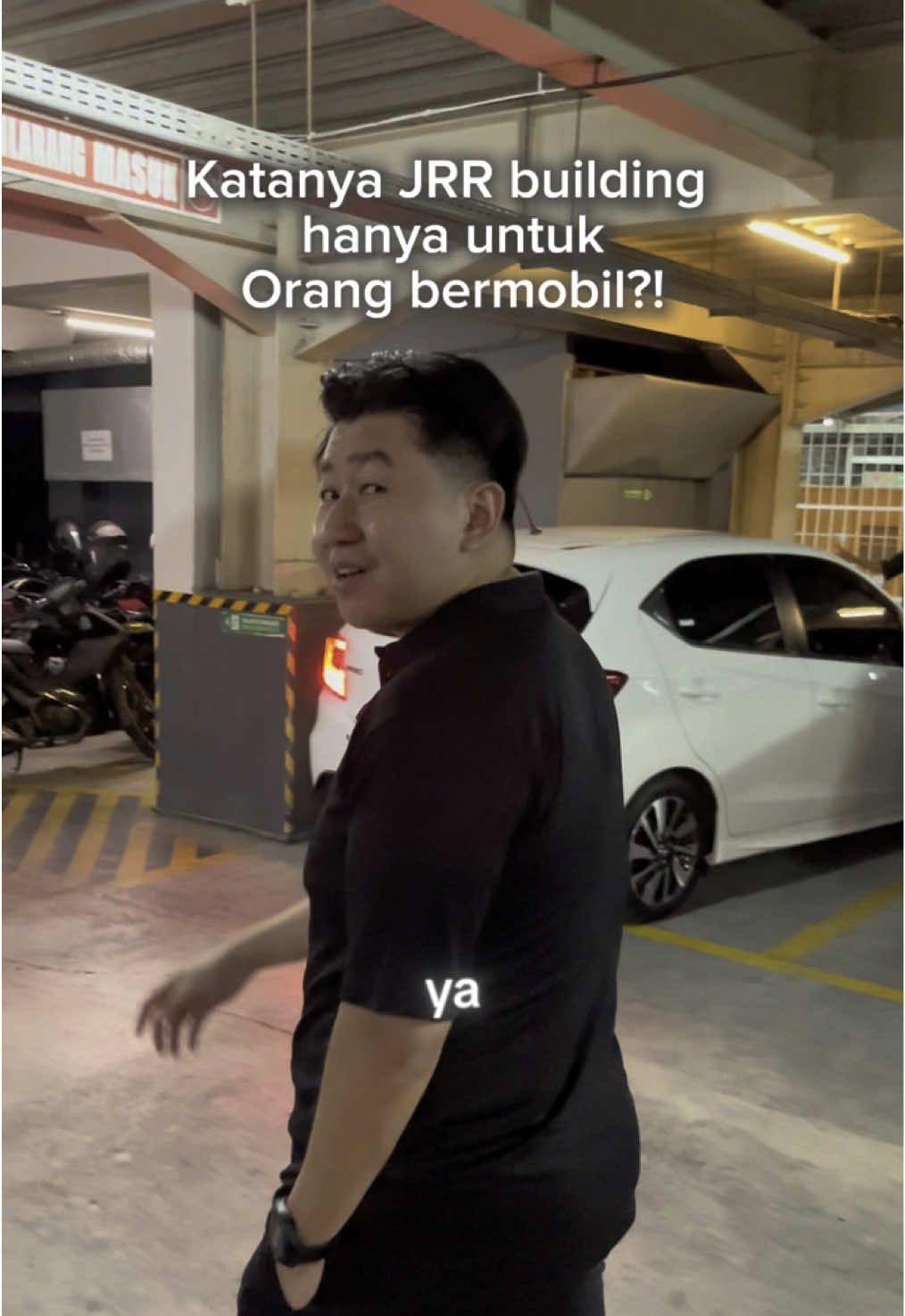 Banyak yang bilang JRR building meng intimidasi buat pengguna motor. Padahal nyatanya justru kita sangat welcome & ga akan bedain! #promomakangajian #jrrbuilding #tipsbisnis #bisniskuliner #thesavoury #lesocietesmg 