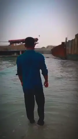 আম্মু তোমাকে নিয়ে অনেক স্বপ্ন ছিল.! 😓💔 তবেঁ সেটা কখনোই তোমার কাছে প্রকাশ করতে পারিনি.! 🫴😓 আমার শহরে এখন অনেক পূর্ণতার ভিড়ে তোমার শূন্যতা আমাকে বিসন ভাবে কষ্ট দেয়.!😭😓 #জীবনেরকথা #kuwait🇰🇼 #missyou #ammu 