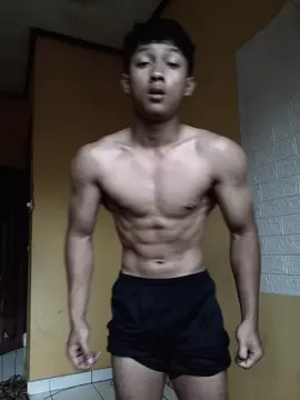 ini rahasia gua dapetin badan ganteng!! buruan check outt#gym #fyp #gymtokk #gymrat 